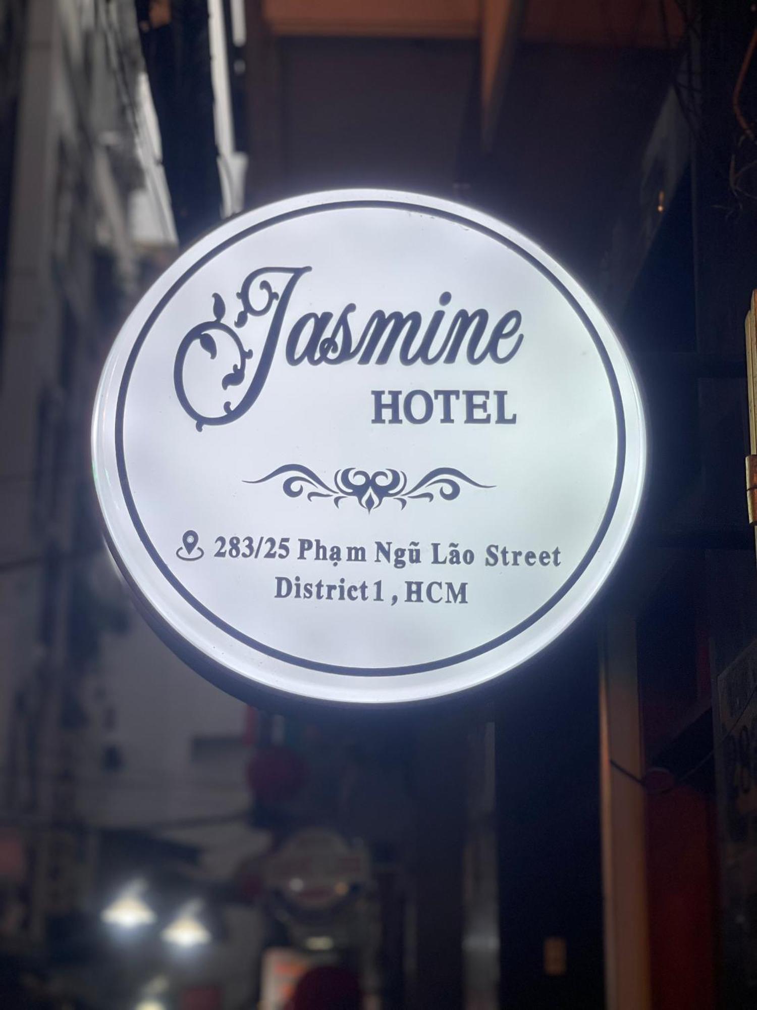 Jasmine Hotel Thành Pho Ho Chí Minh Esterno foto