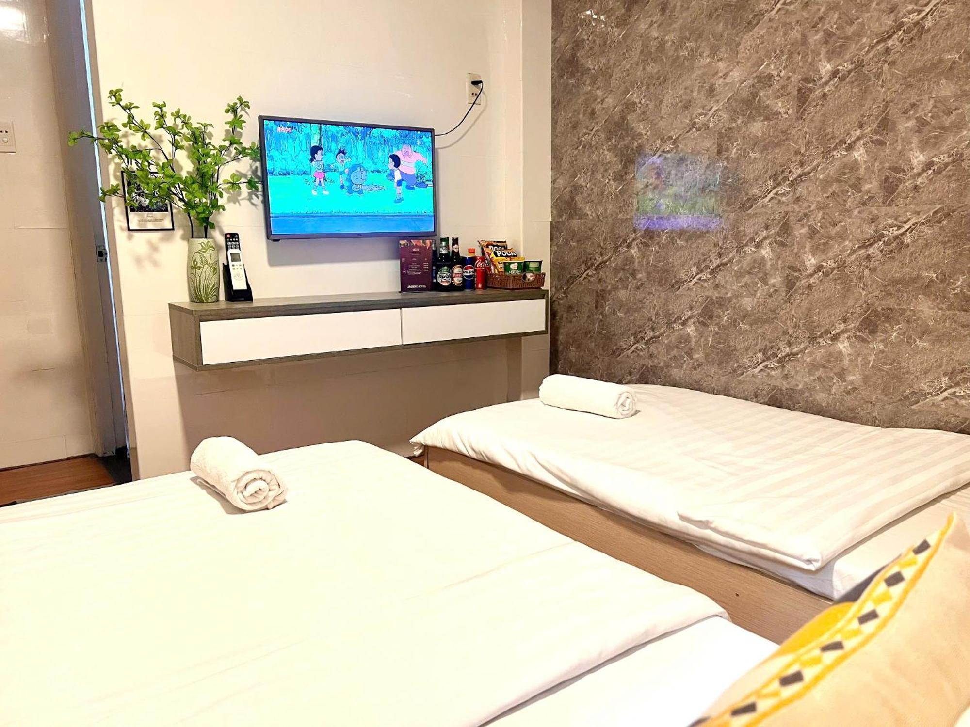 Jasmine Hotel Thành Pho Ho Chí Minh Esterno foto
